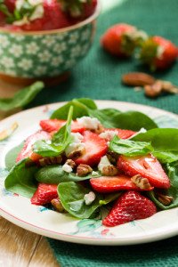 strawberry spinach salad